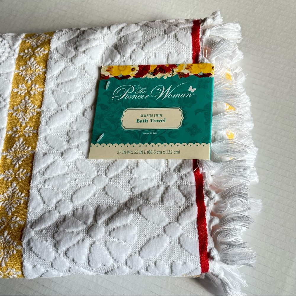 Pioneer Woman Sculpted Stripe Bath Towel 100% Cotton NEW - Picture 5 of 6